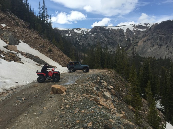 the happy crazy house road to hellroaring