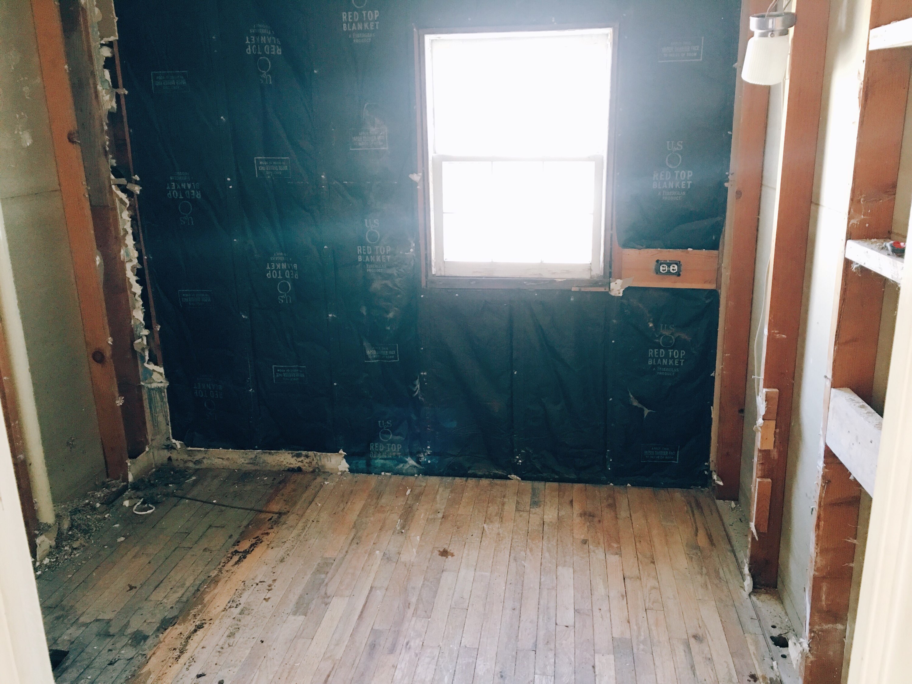 the happy crazy house main floor bathroom demo